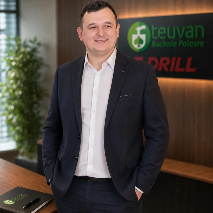 Krzysztof Sobczyński — Sales Manager Teuvan